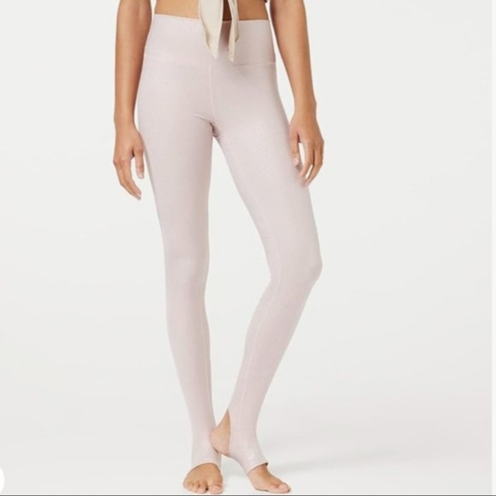 CORE 10 | Women's Foil  Print Shine Nearly Naked Stirup Leggings